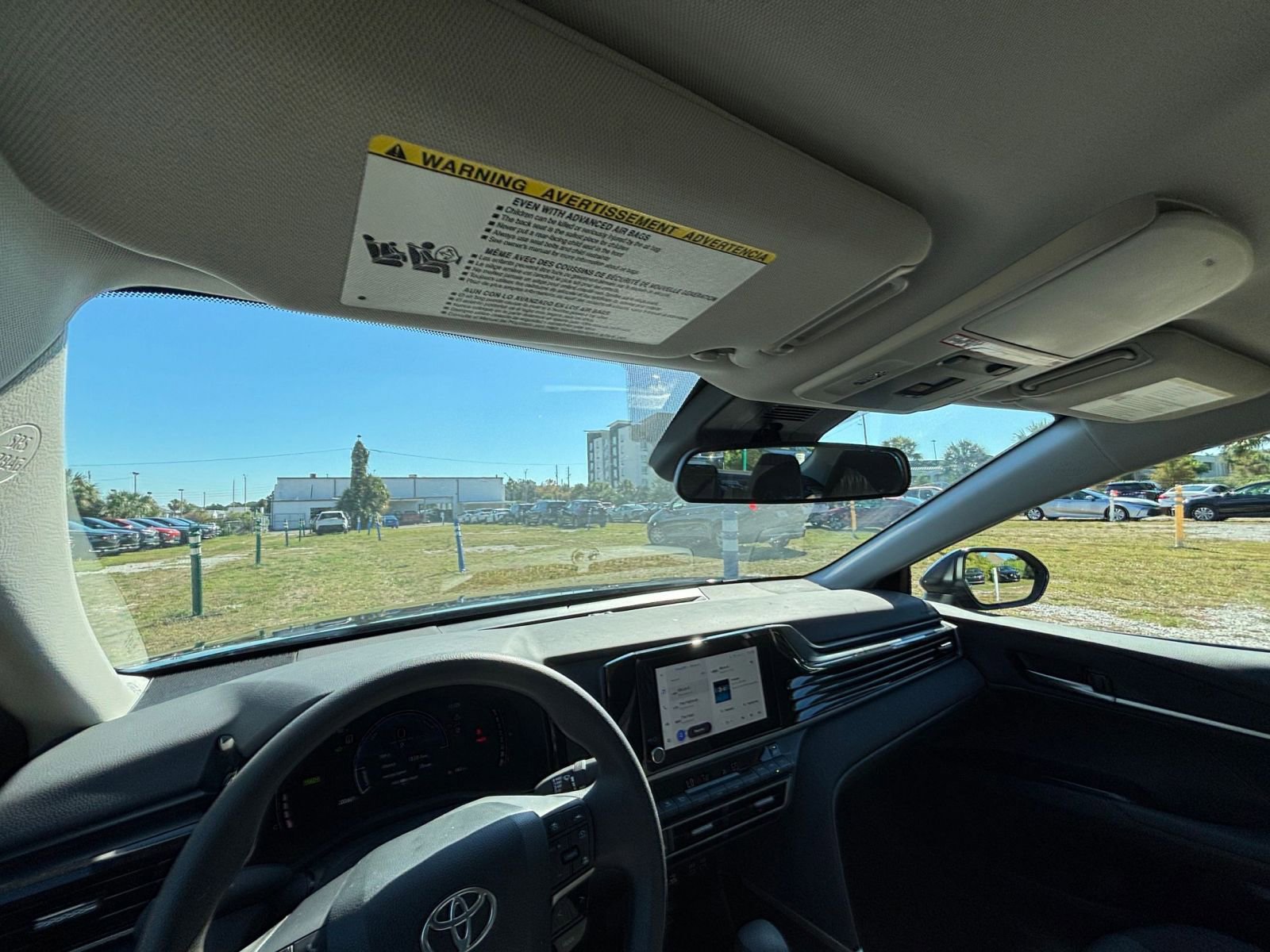 Thumbnail: 2025 Toyota Camry - 33