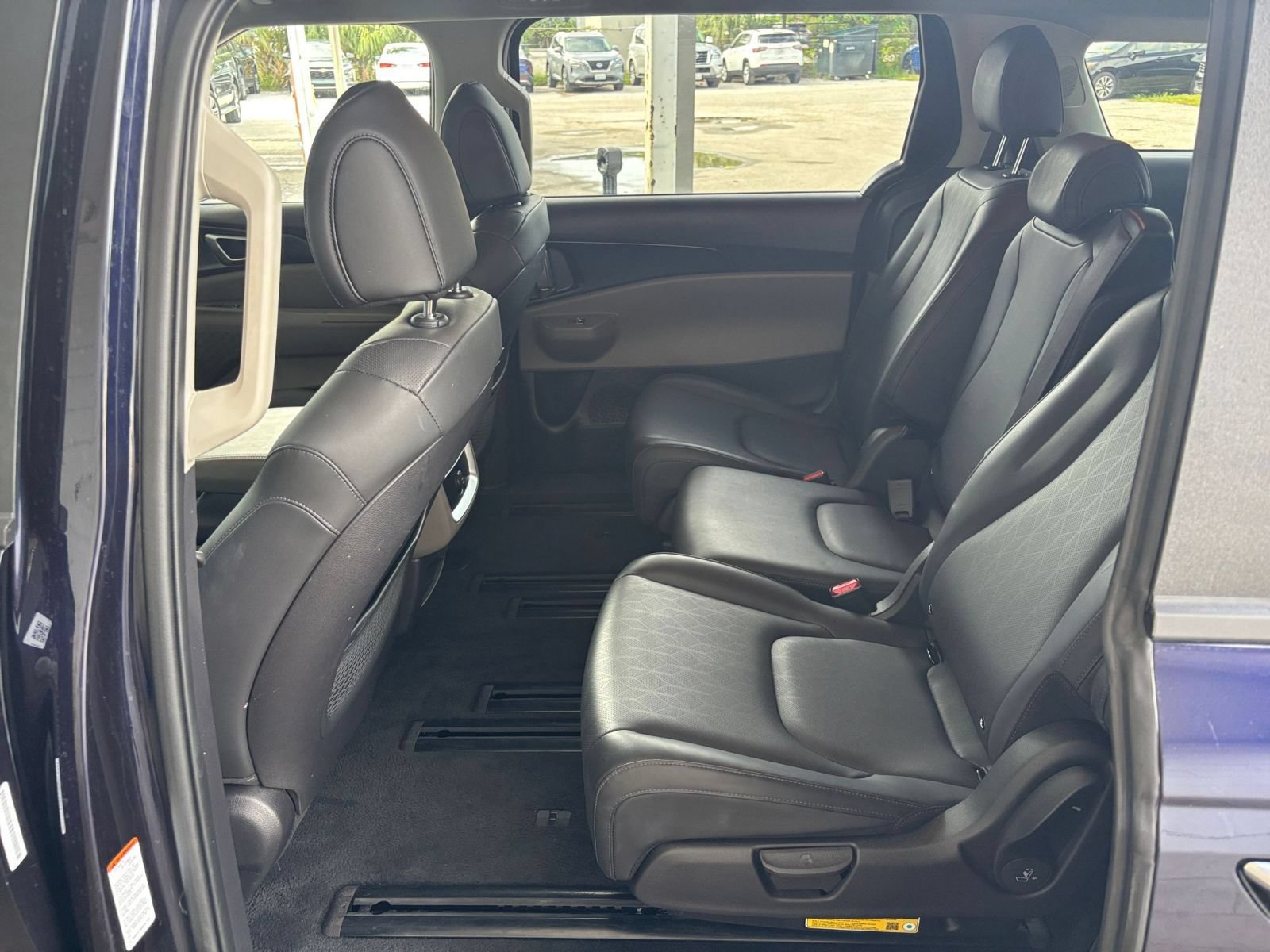 Thumbnail: 2026 Kia Carnival - 27