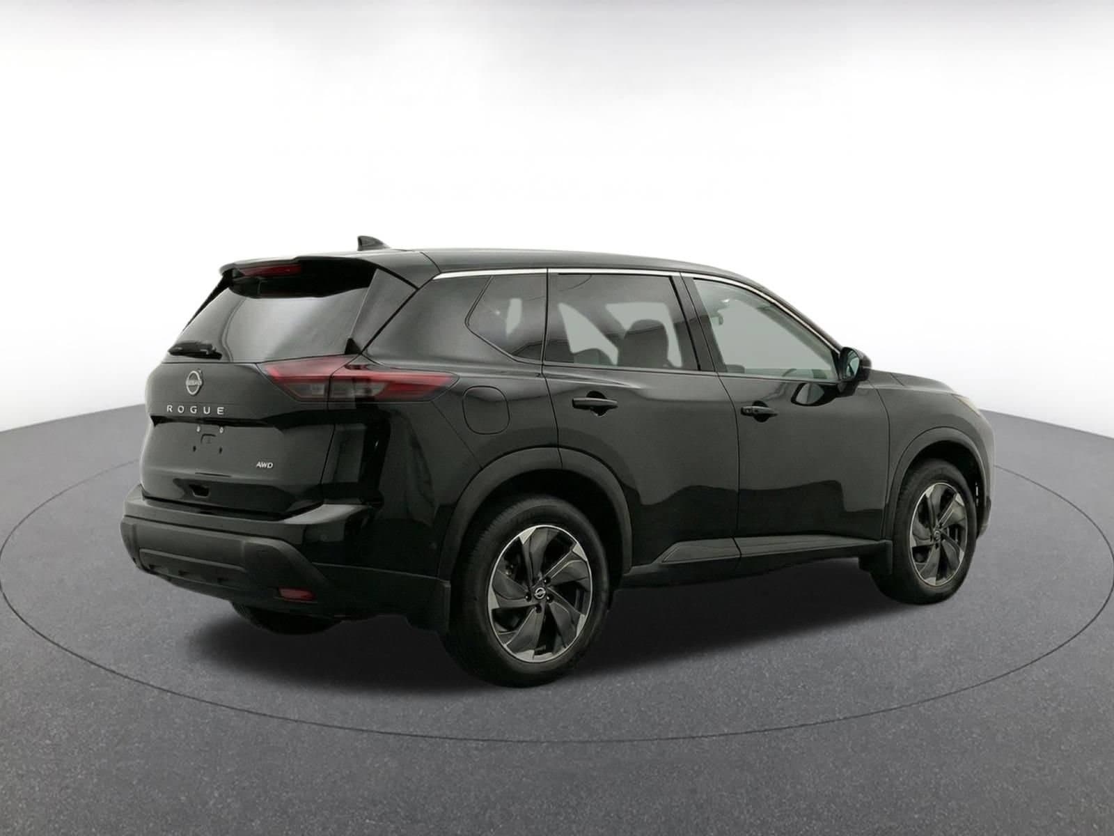 Thumbnail: 2025 Nissan Rogue - 9