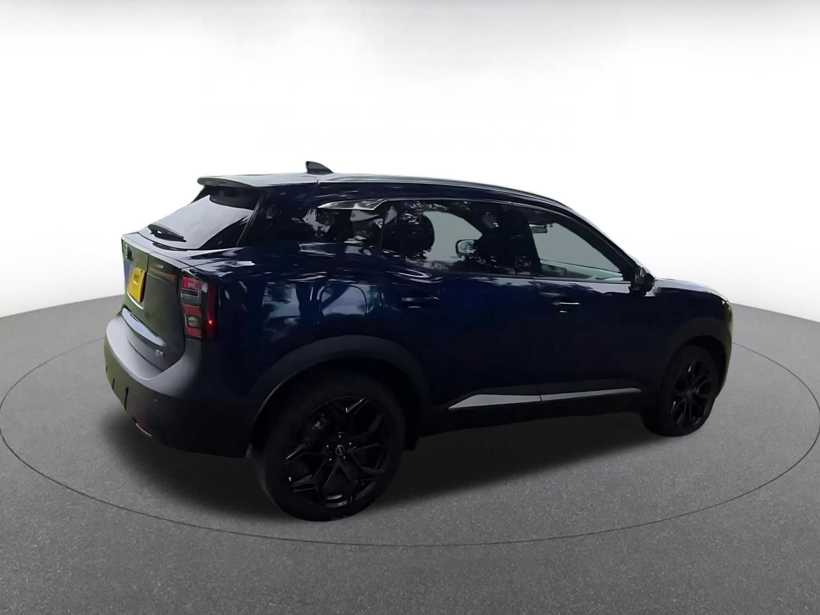 Thumbnail: 2026 Nissan Kicks - 15