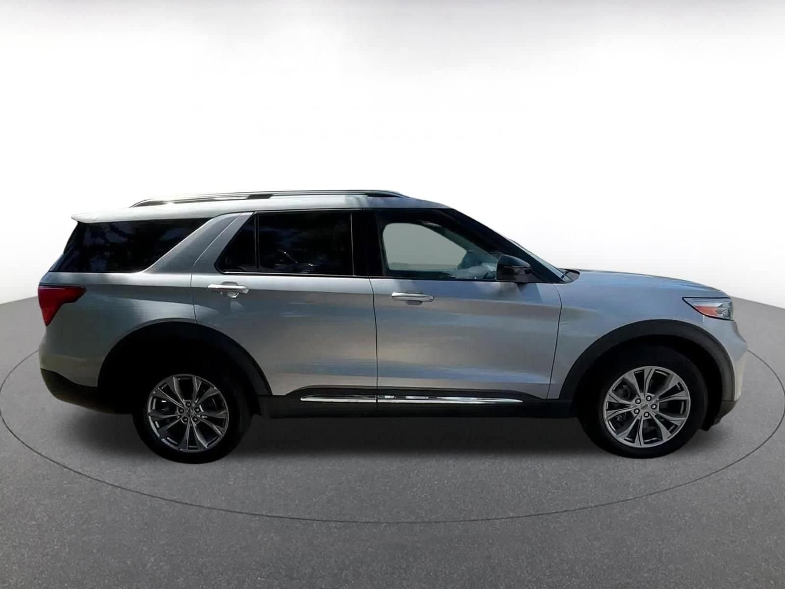 Thumbnail: 2023 Ford Explorer - 16