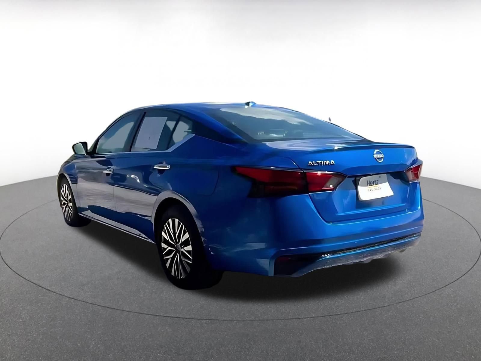 Thumbnail: 2025 Nissan Altima - 11