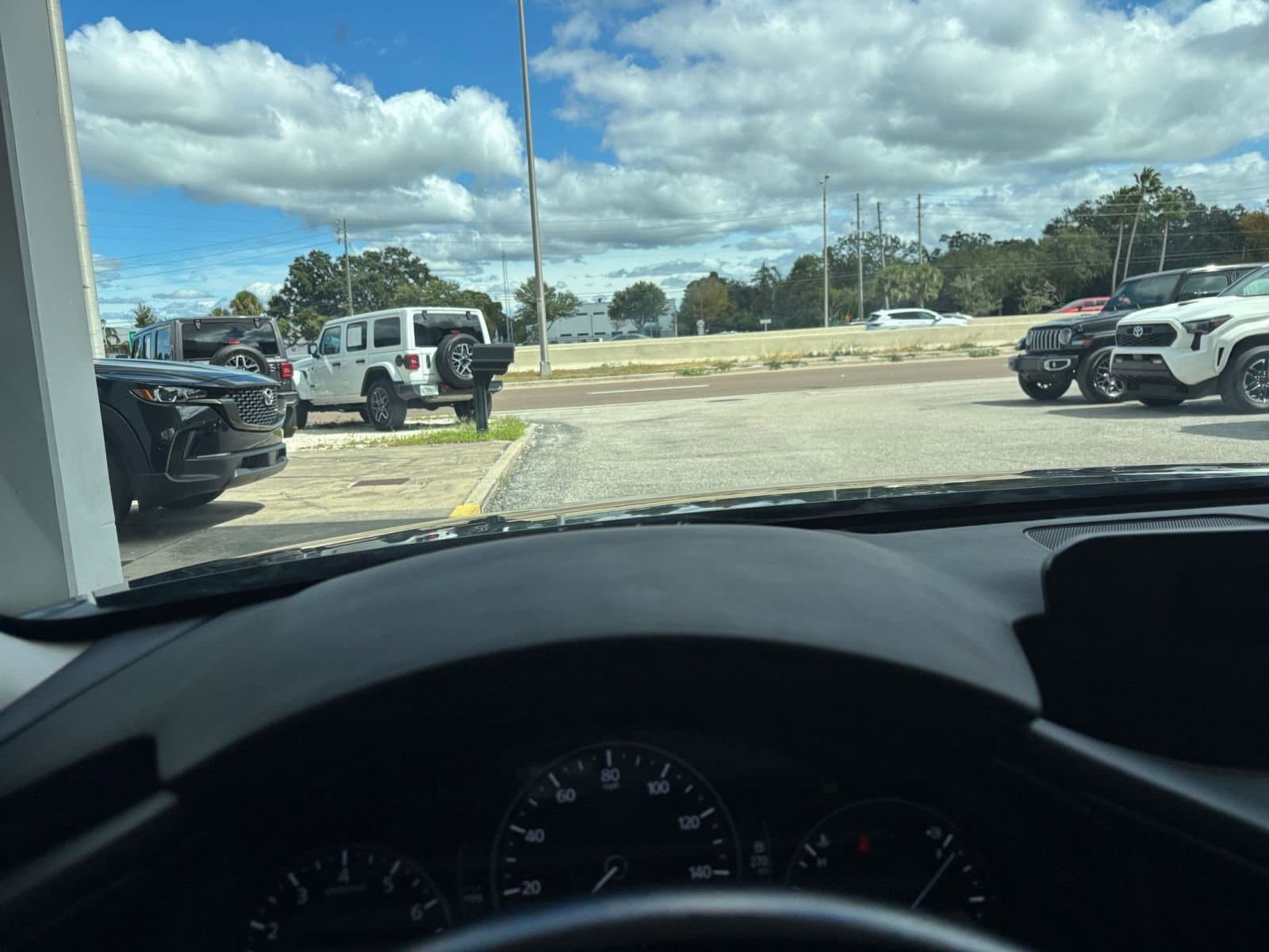 Thumbnail: 2025 Mazda Mazda3 - 33