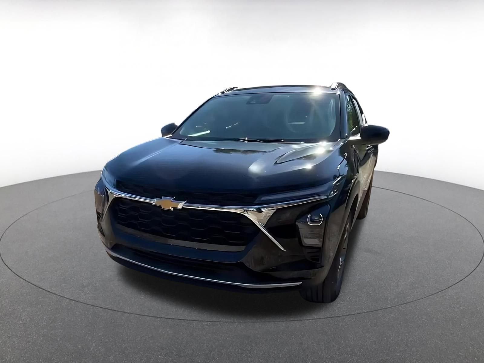 Thumbnail: 2025 Chevrolet Trax - 7