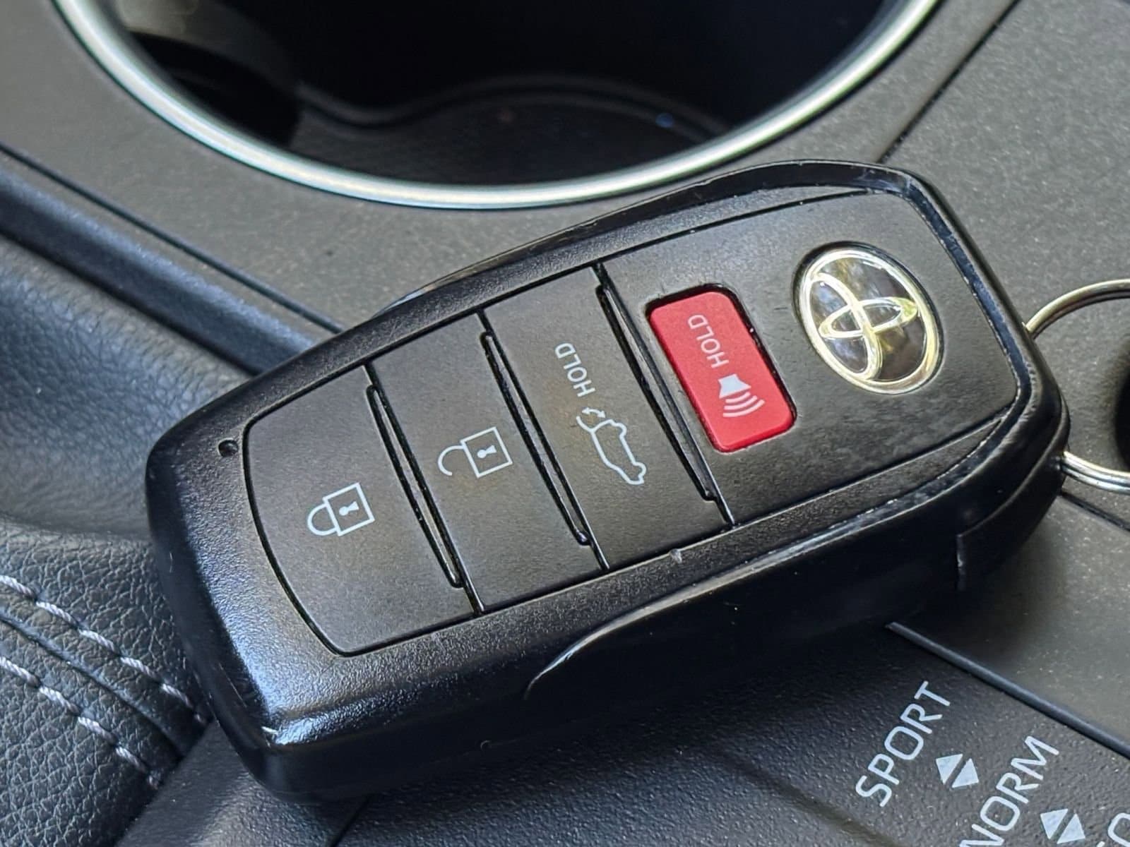 Thumbnail: 2025 Toyota Highlander - 21