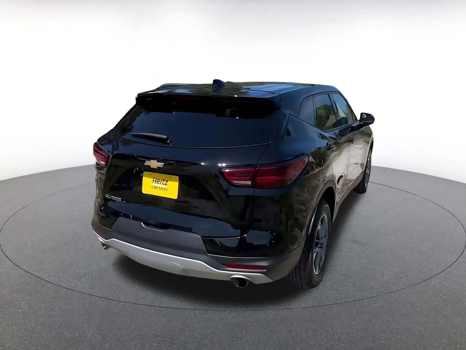 Thumbnail: 2025 Chevrolet Blazer - 15