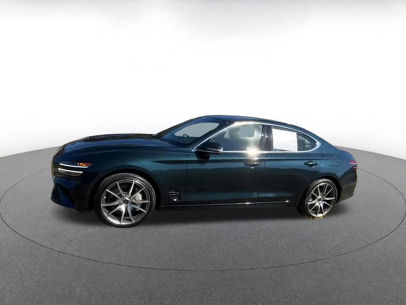 Thumbnail: 2025 Genesis G70 - 8