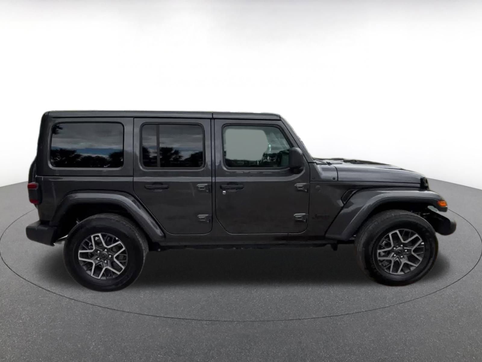 Thumbnail: 2025 Jeep Wrangler - 16