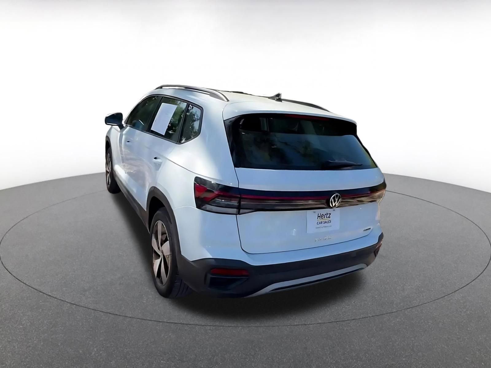 Thumbnail: 2025 Volkswagen Taos - 11