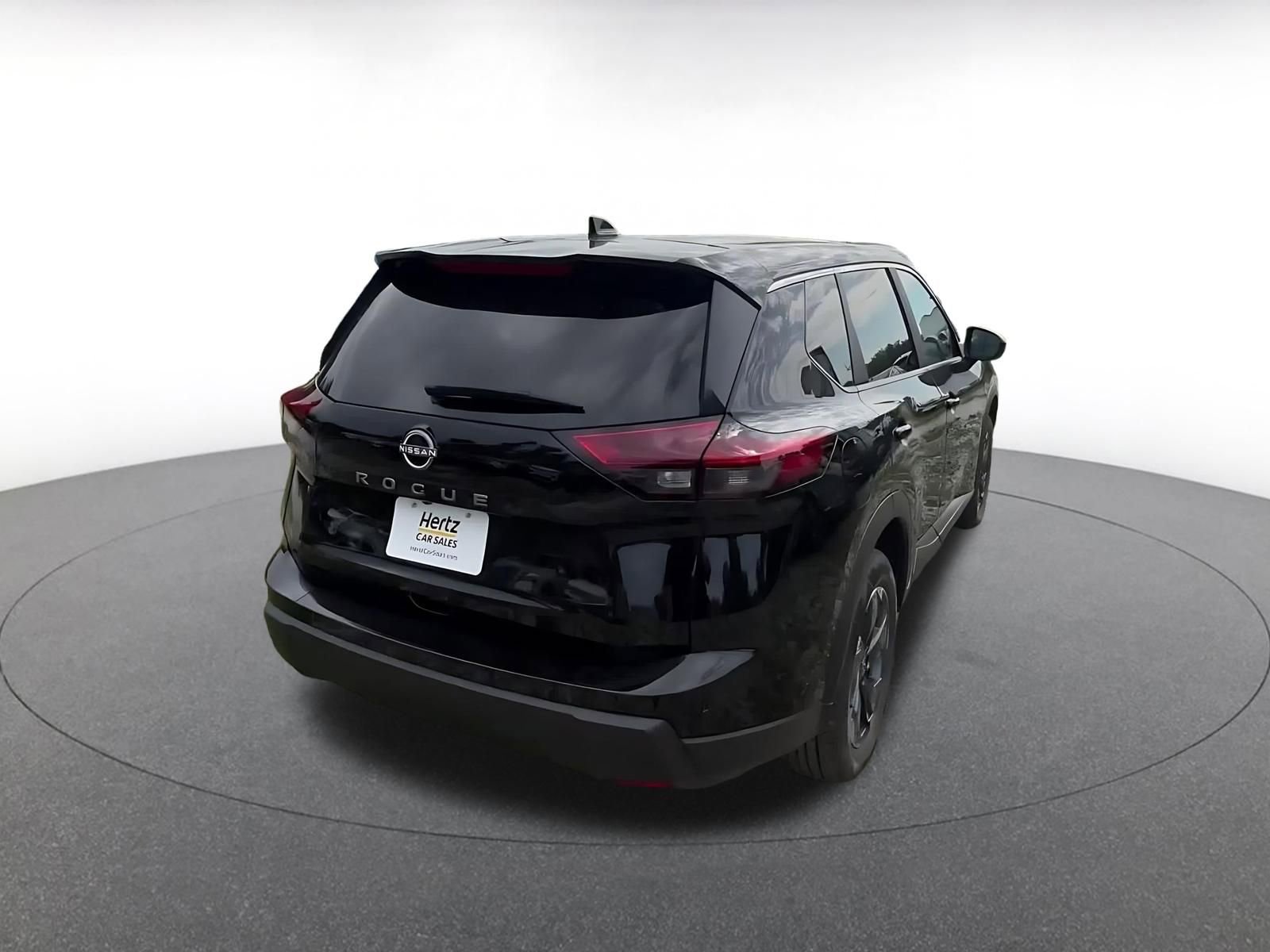 Thumbnail: 2025 Nissan Rogue - 15