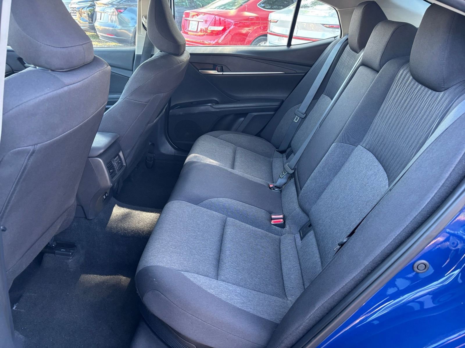 Thumbnail: 2025 Toyota Camry - 25