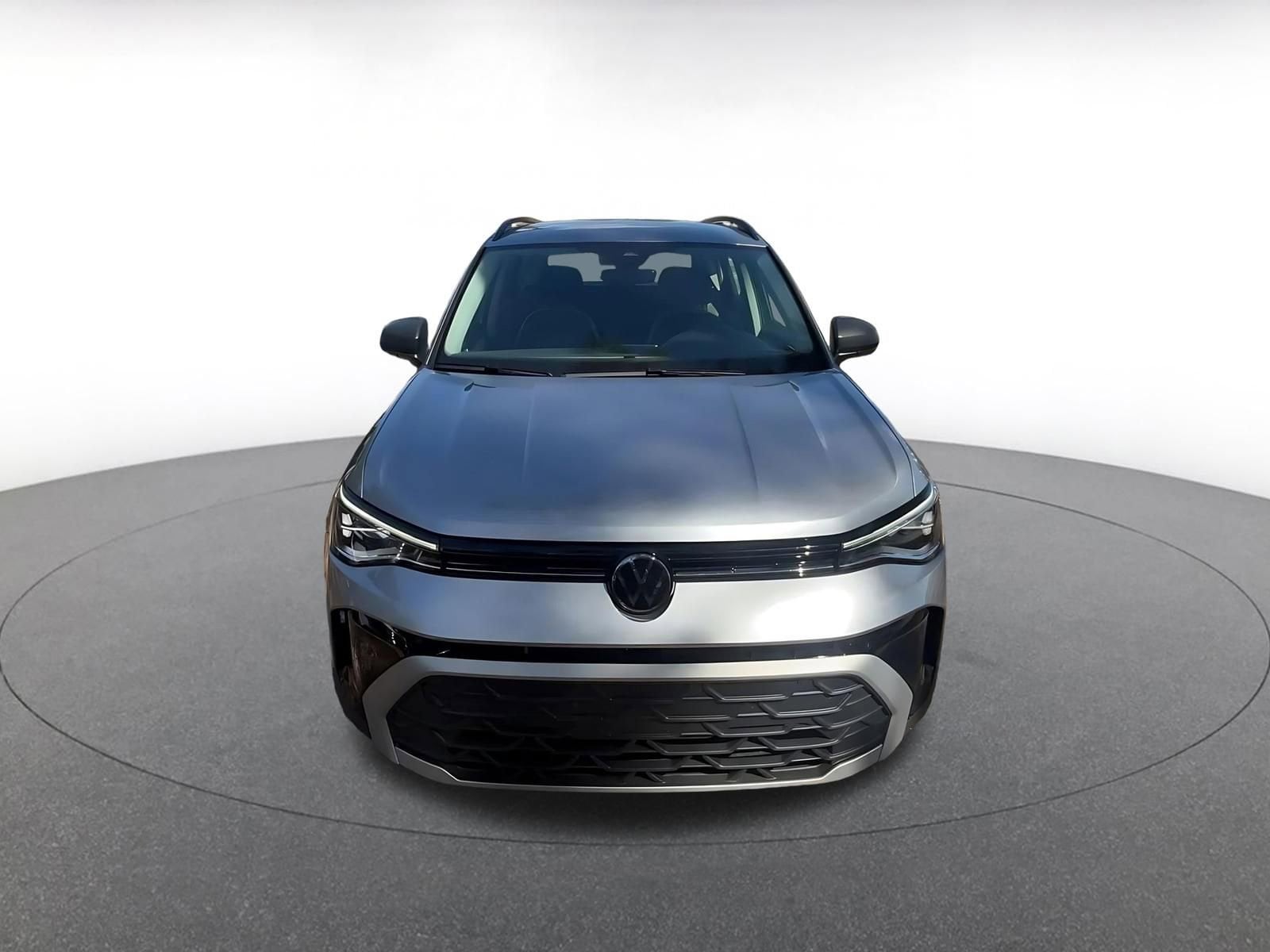 Thumbnail: 2025 Volkswagen Taos - 4