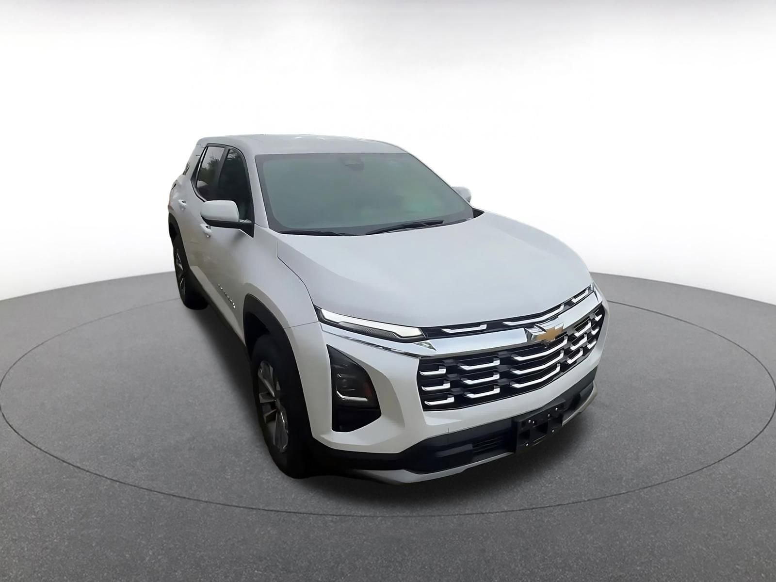 Thumbnail: 2025 Chevrolet Equinox - 3