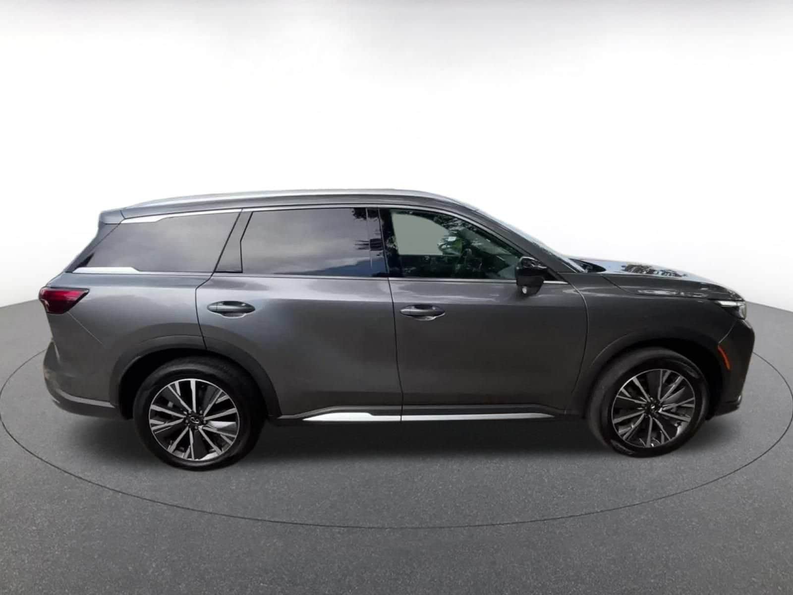 Thumbnail: 2026 INFINITI QX60 - 16