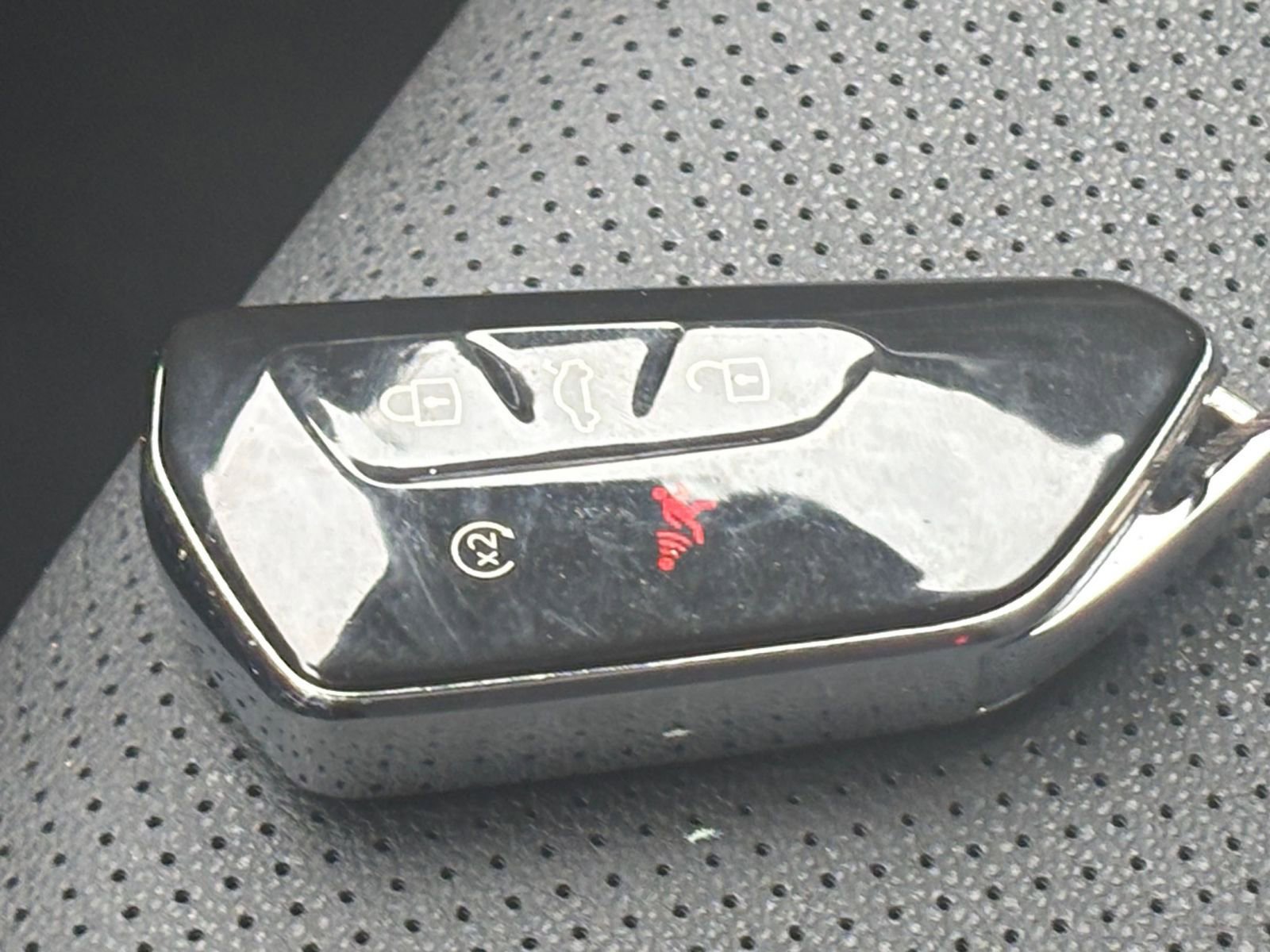 Thumbnail: 2025 Volkswagen Atlas - 22