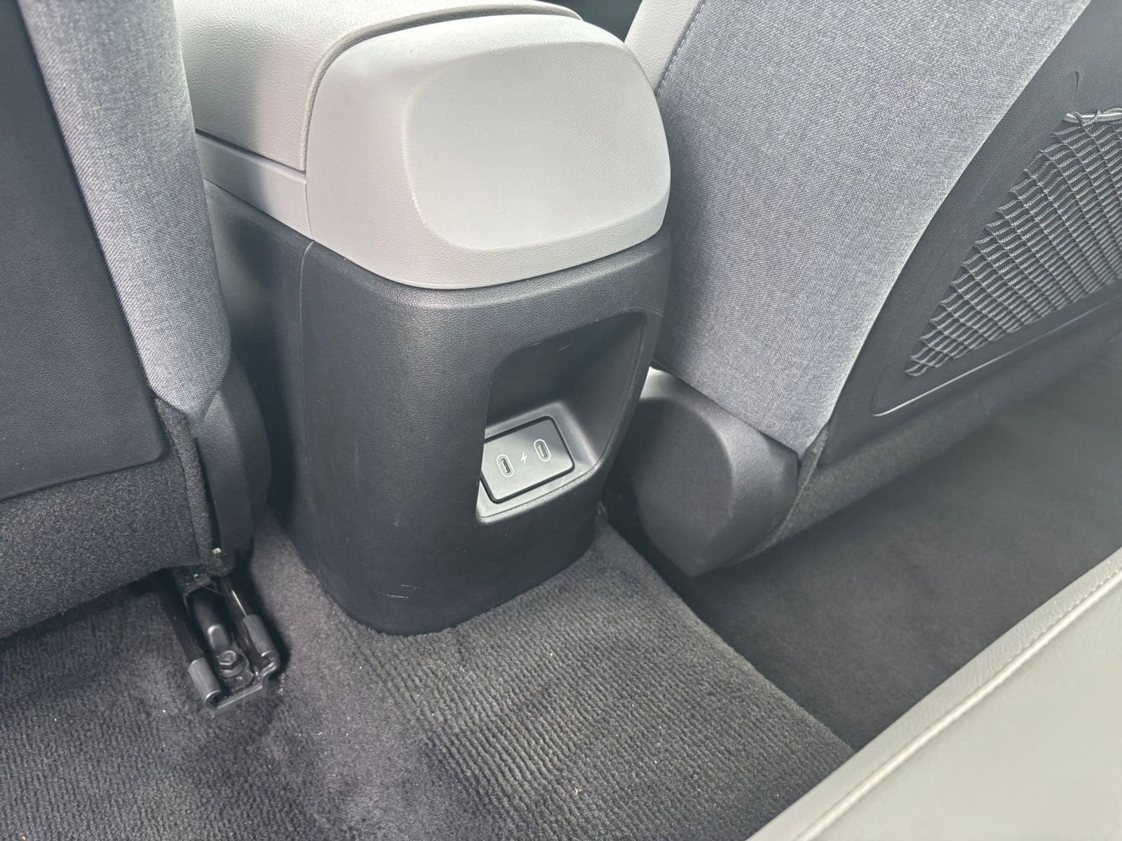 Thumbnail: 2025 Hyundai Elantra - 25