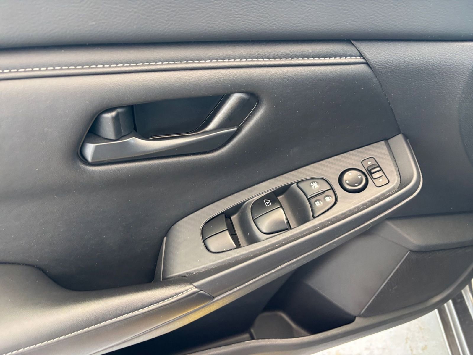 Thumbnail: 2025 Nissan Sentra - 18