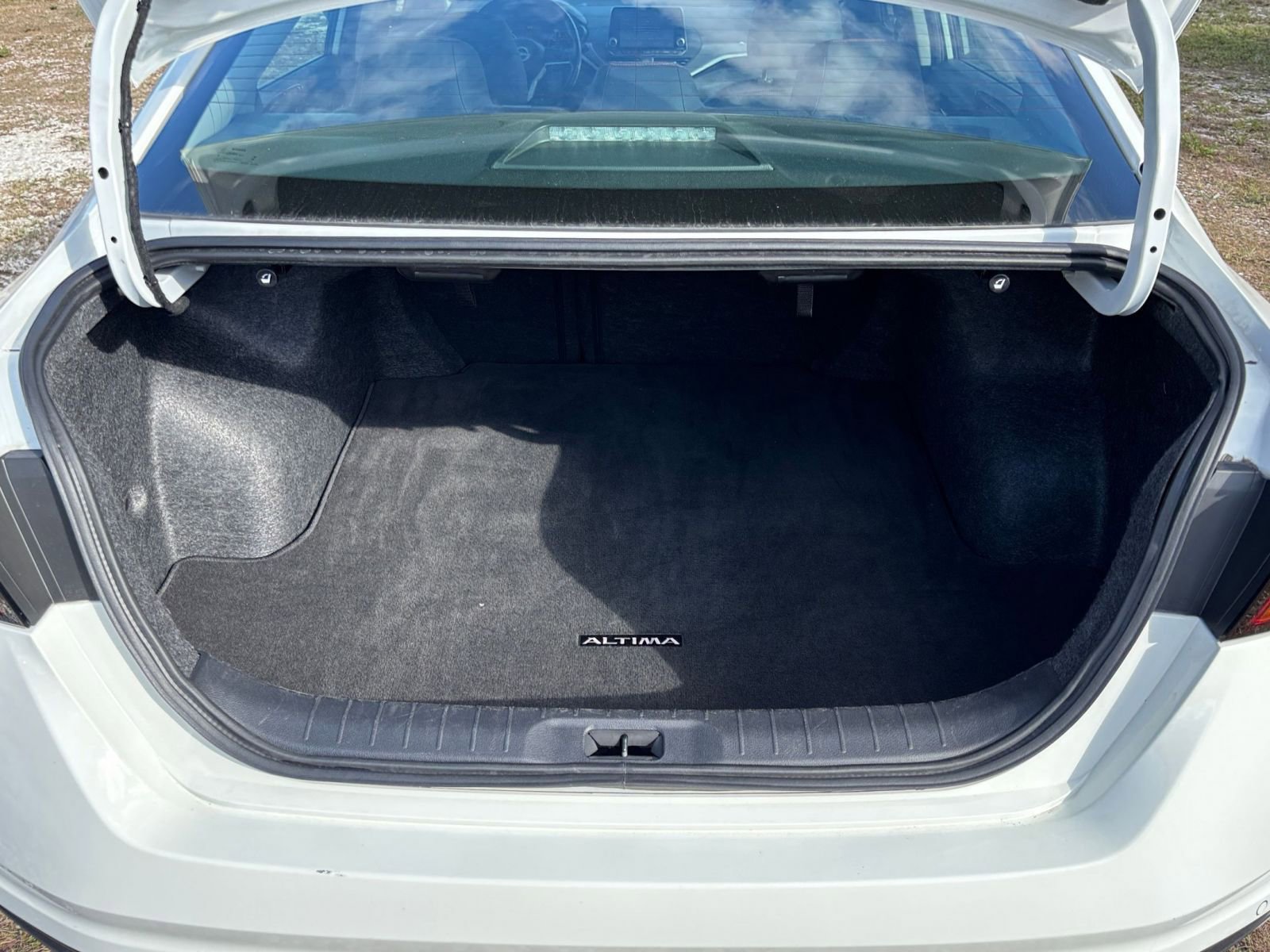 Thumbnail: 2025 Nissan Altima - 31