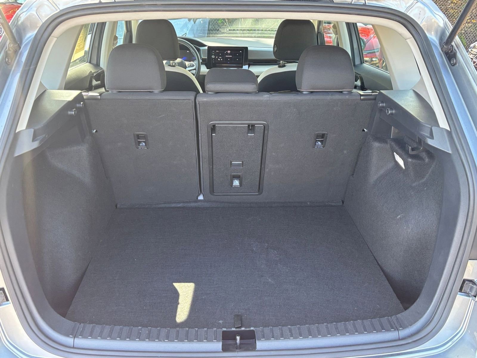 Thumbnail: 2025 Volkswagen Taos - 31