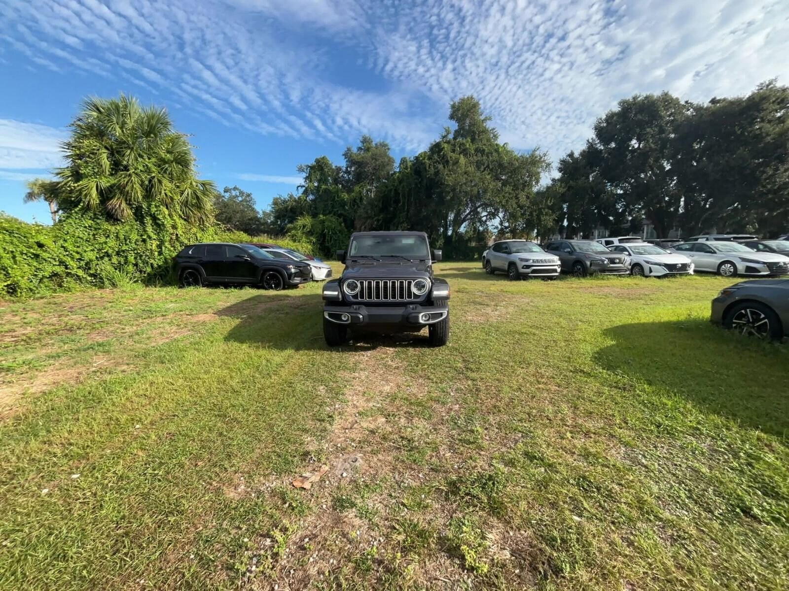 Thumbnail: 2025 Jeep Wrangler - 17