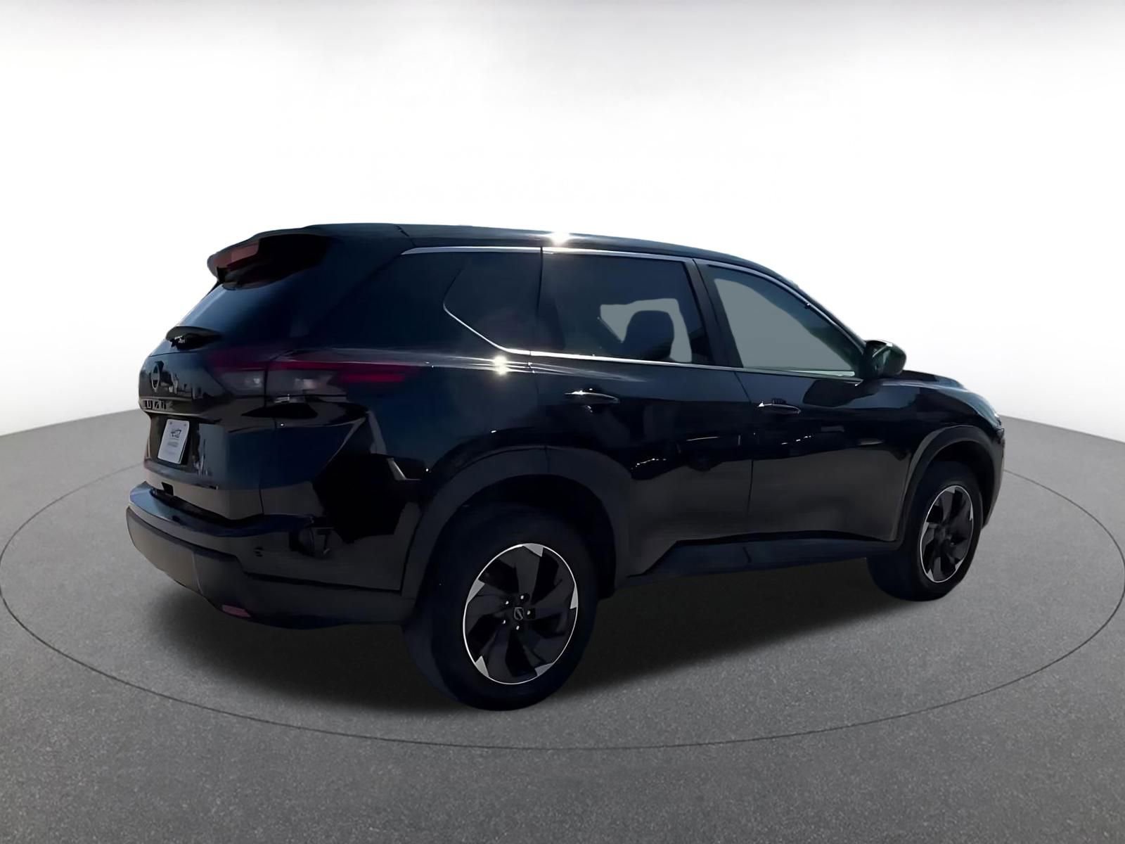 Thumbnail: 2025 Nissan Rogue - 15