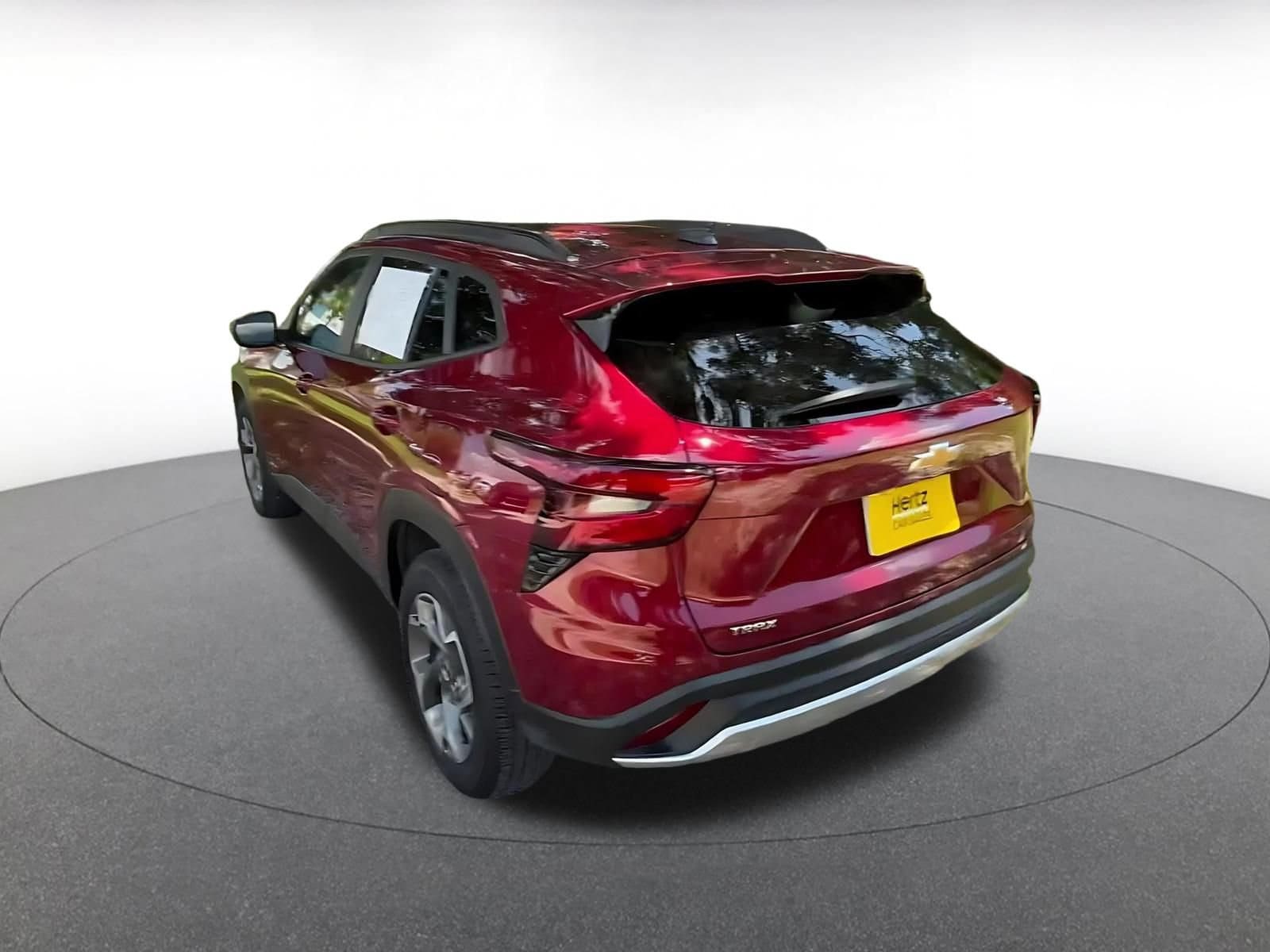 Thumbnail: 2025 Chevrolet Trax - 11
