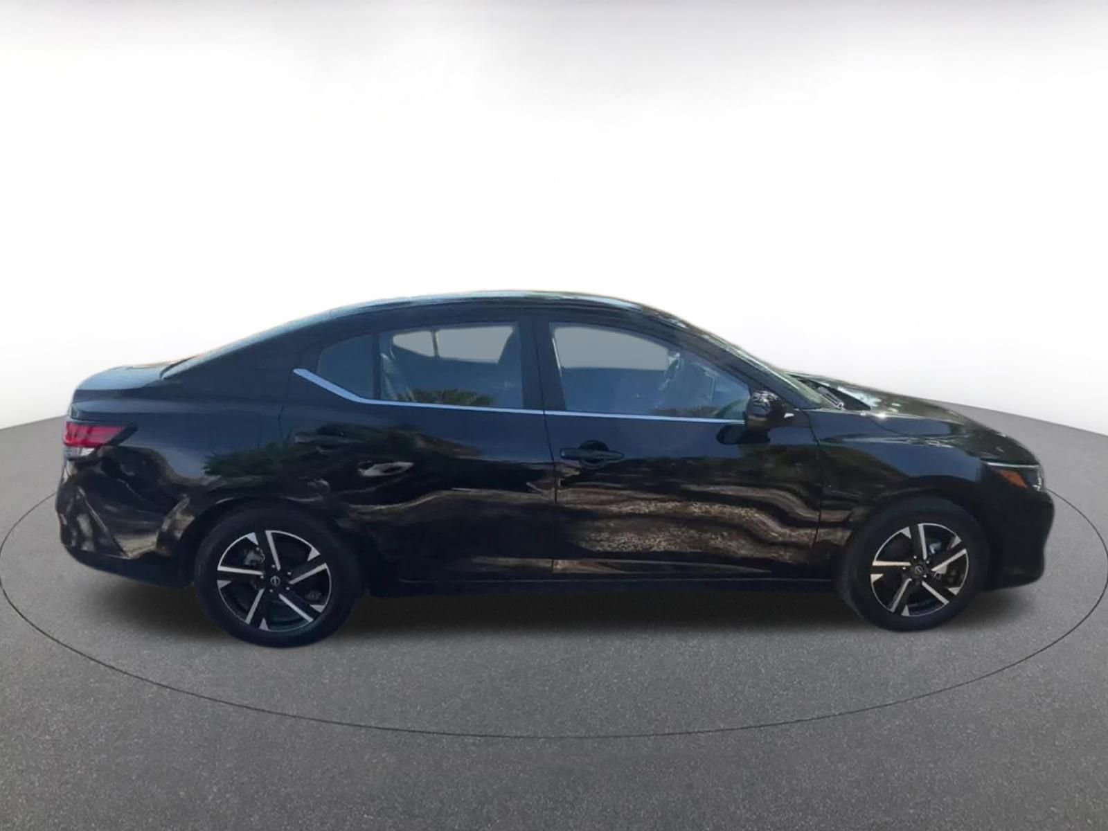 Thumbnail: 2025 Nissan Sentra - 15