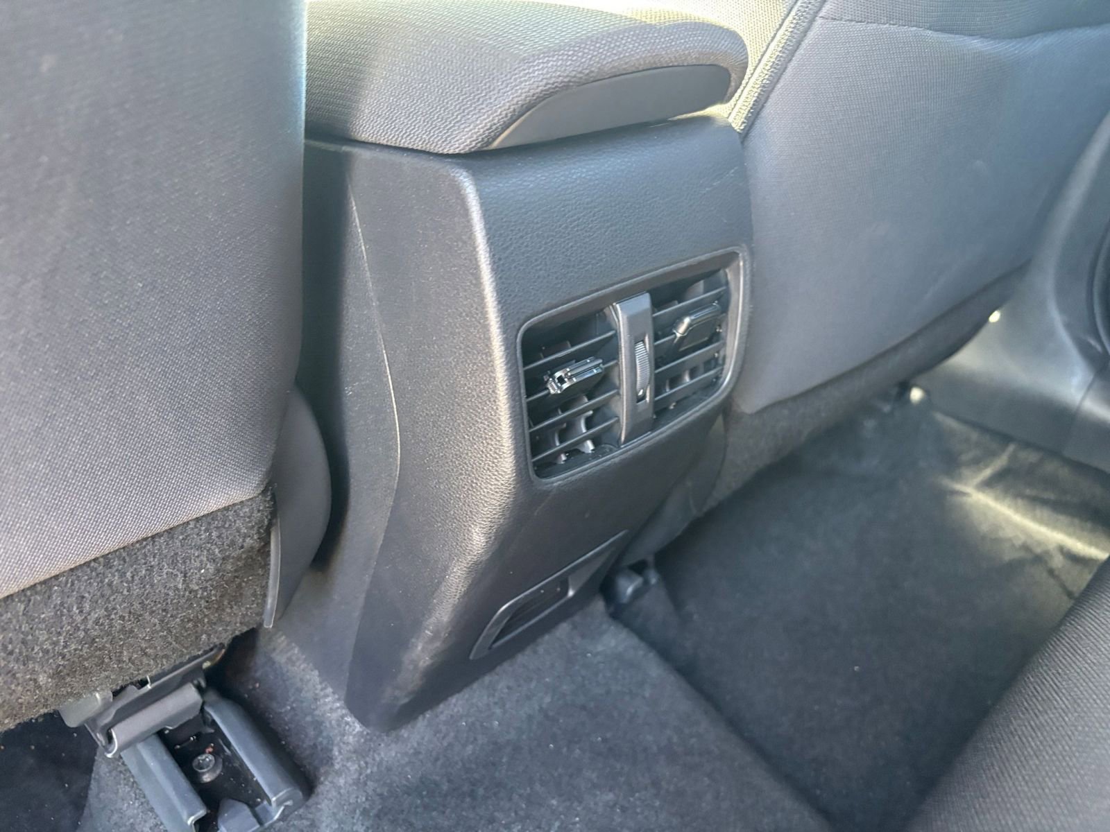 Thumbnail: 2025 Toyota Corolla Cross - 24