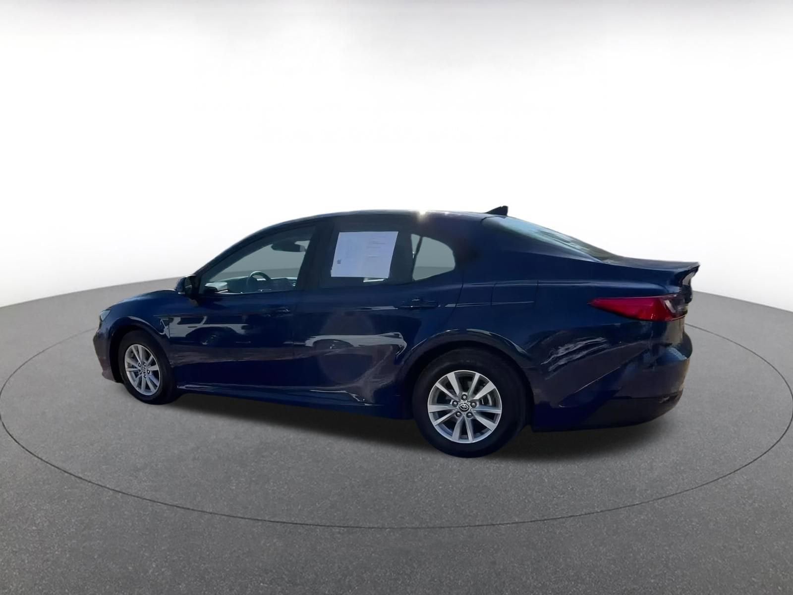 Thumbnail: 2025 Toyota Camry - 10