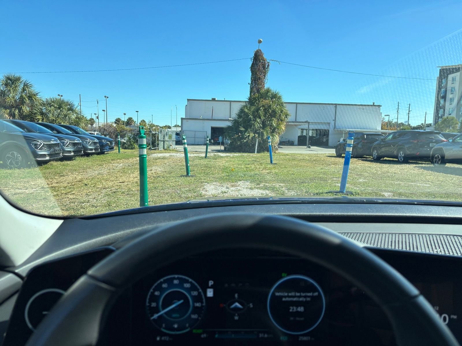 Thumbnail: 2025 Hyundai Elantra - 34