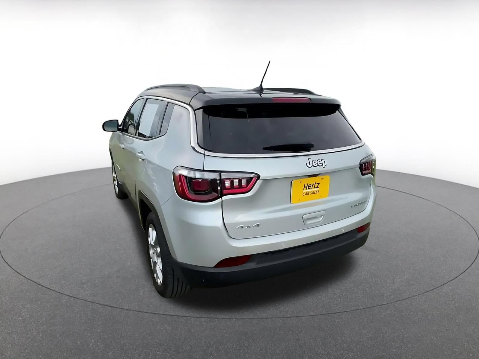 Thumbnail: 2025 Jeep Compass - 9