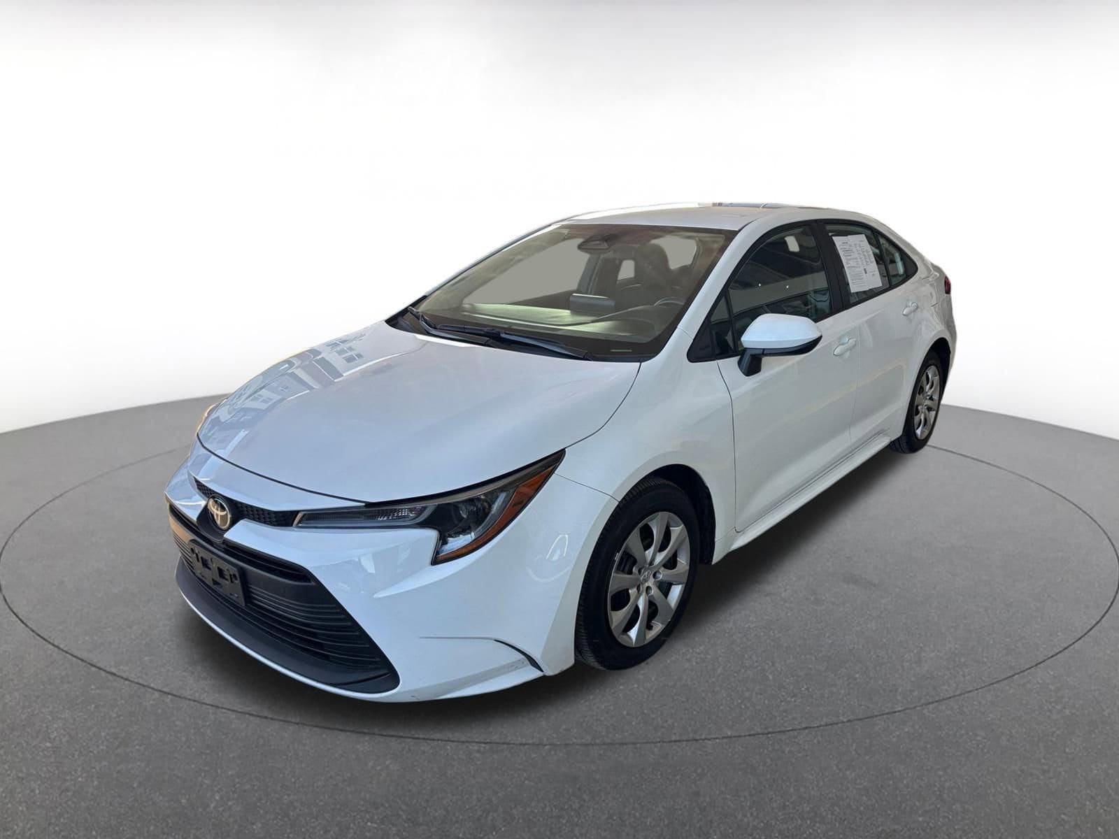 Thumbnail: 2025 Toyota Corolla - 4