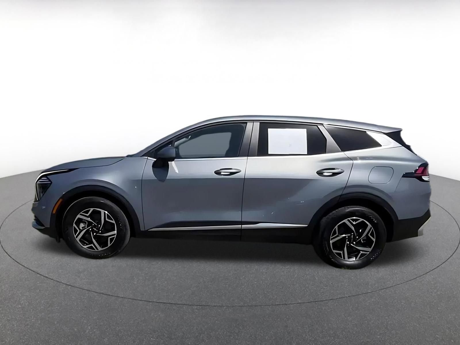 Thumbnail: 2025 Kia Sportage - 9