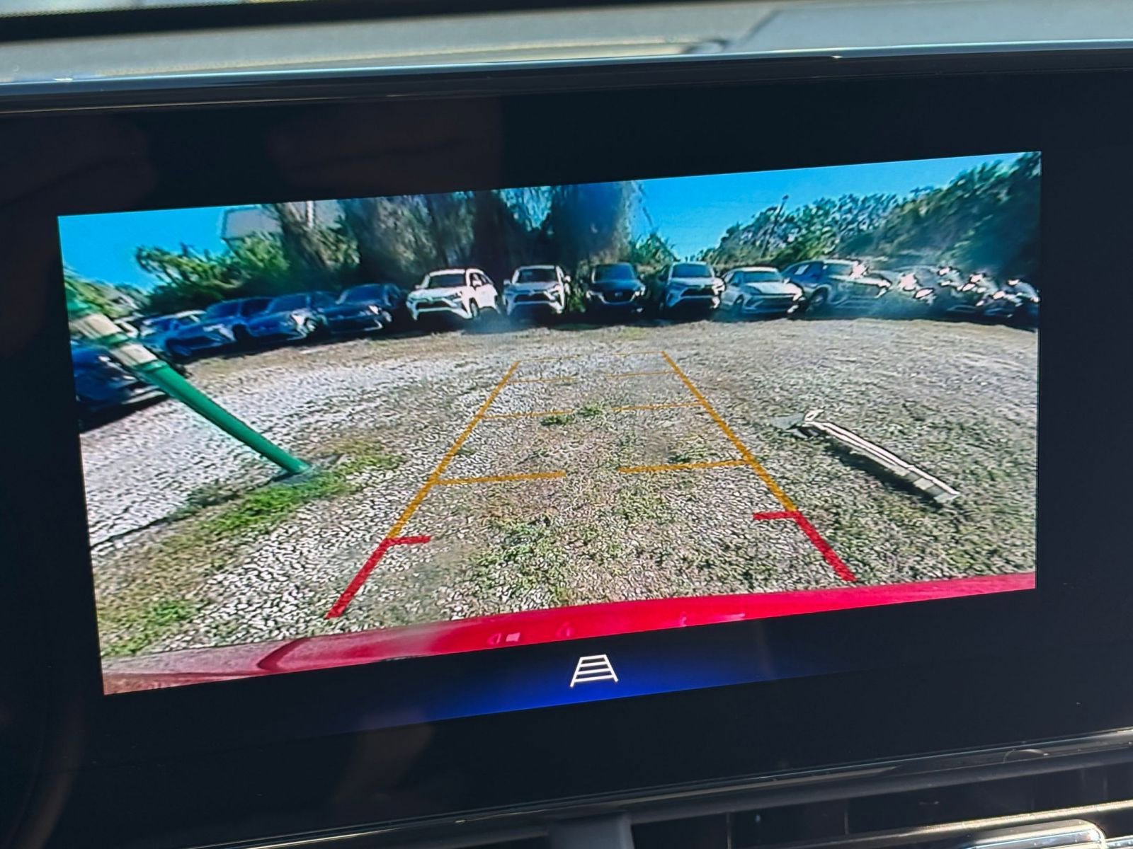 Thumbnail: 2025 Chevrolet Trax - 17