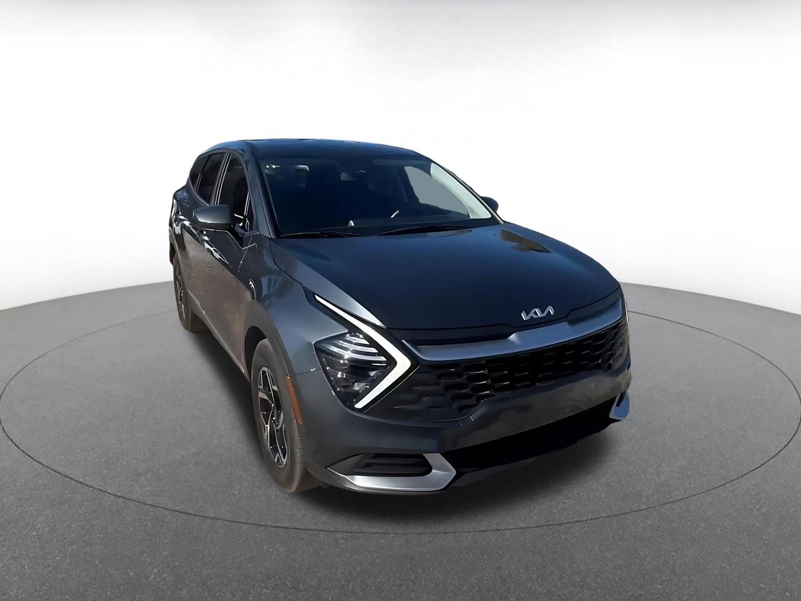 Thumbnail: 2025 Kia Sportage - 3