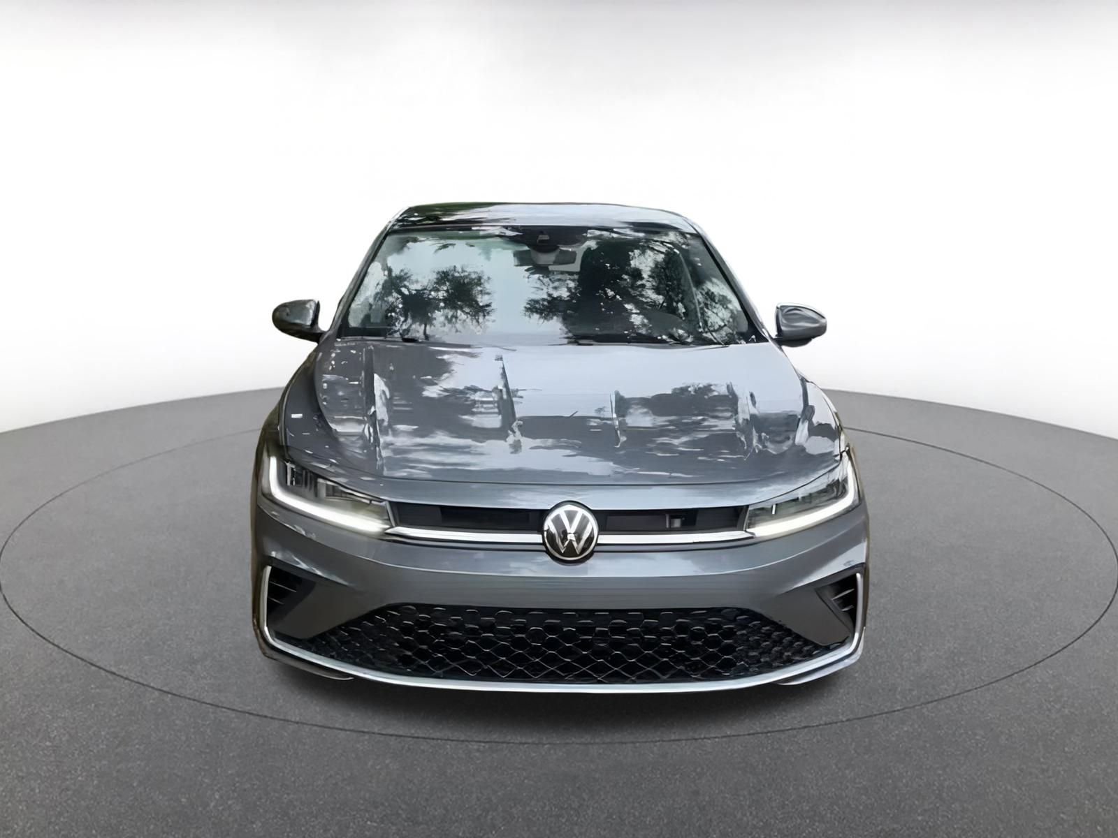 Thumbnail: 2025 Volkswagen Jetta - 3