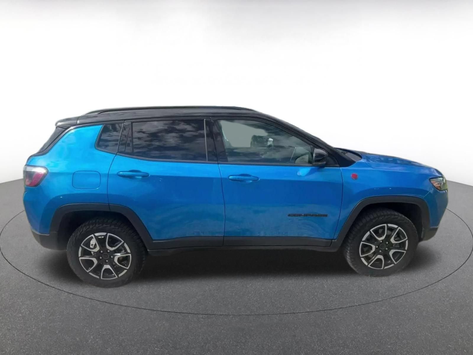 Thumbnail: 2025 Jeep Compass - 13
