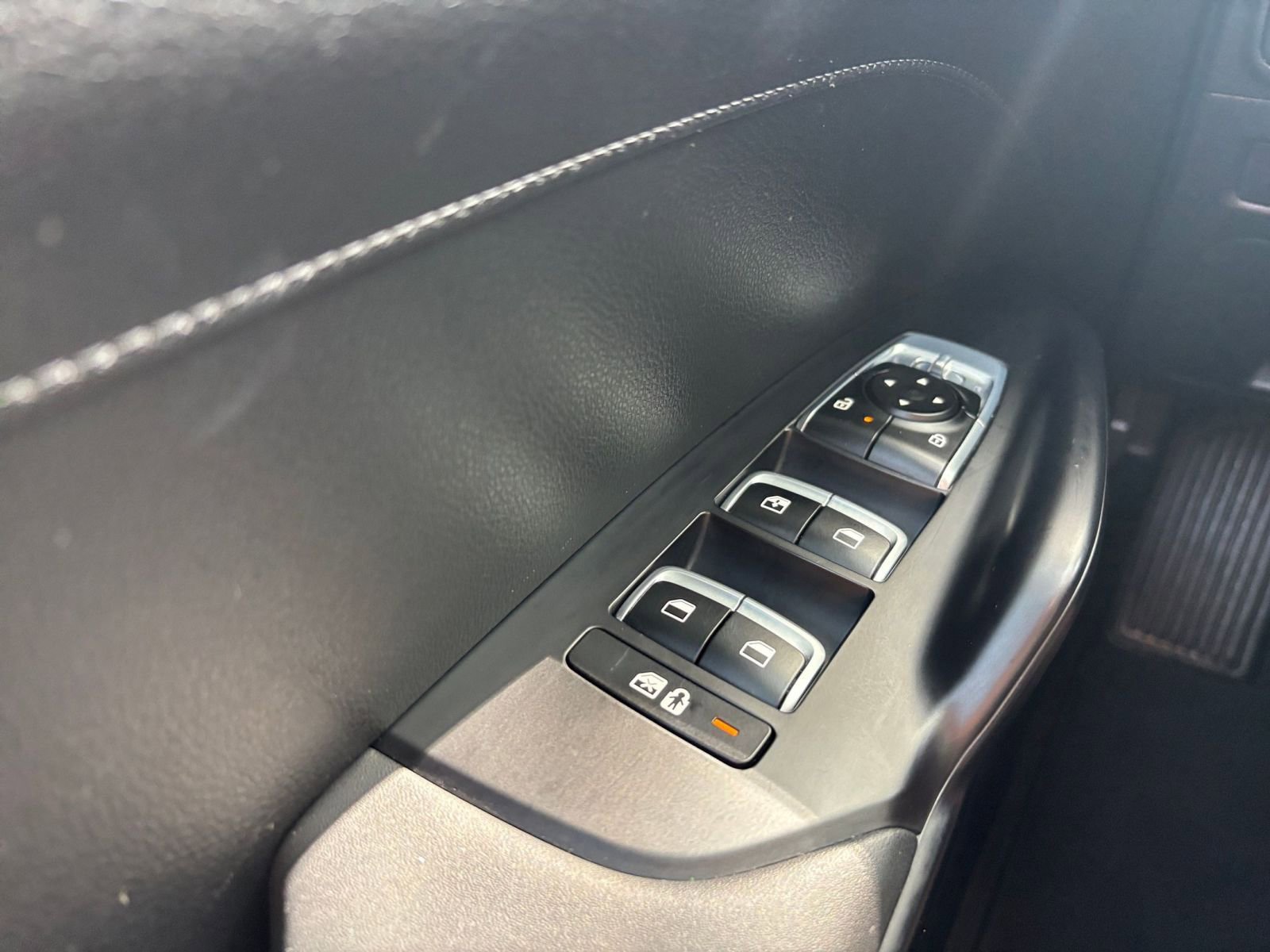 Thumbnail: 2025 Kia K5 - 18