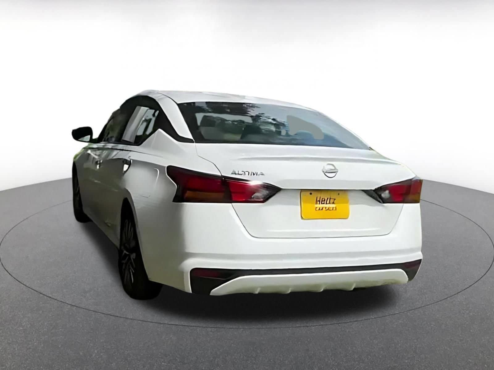 Thumbnail: 2025 Nissan Altima - 12