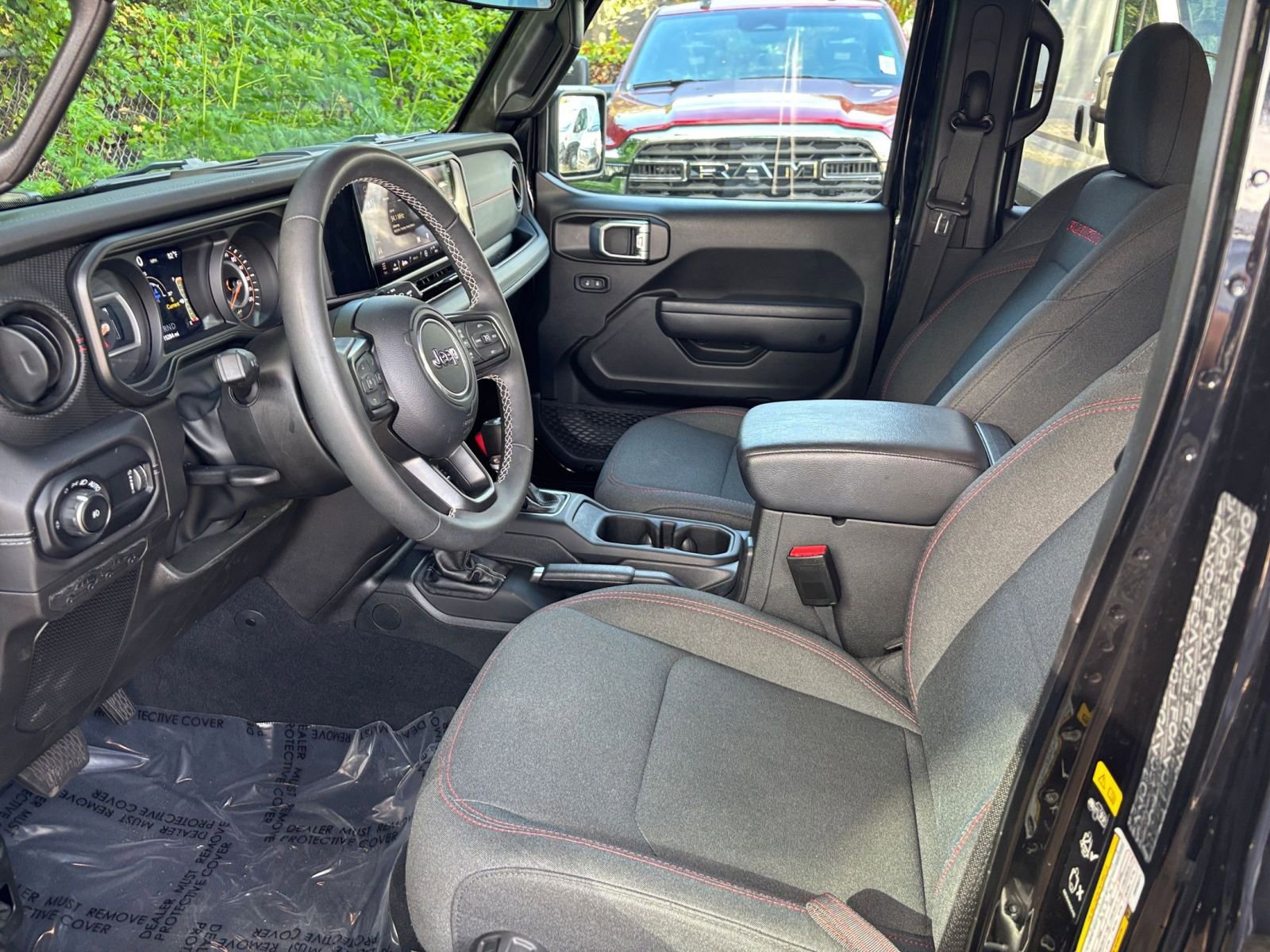 Thumbnail: 2025 Jeep Wrangler - 27