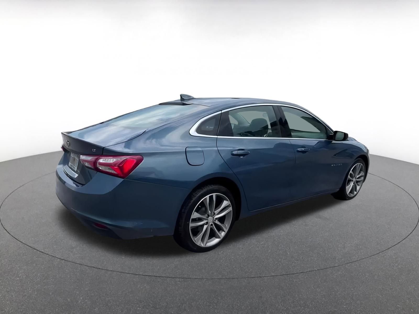 Thumbnail: 2024 Chevrolet Malibu - 15