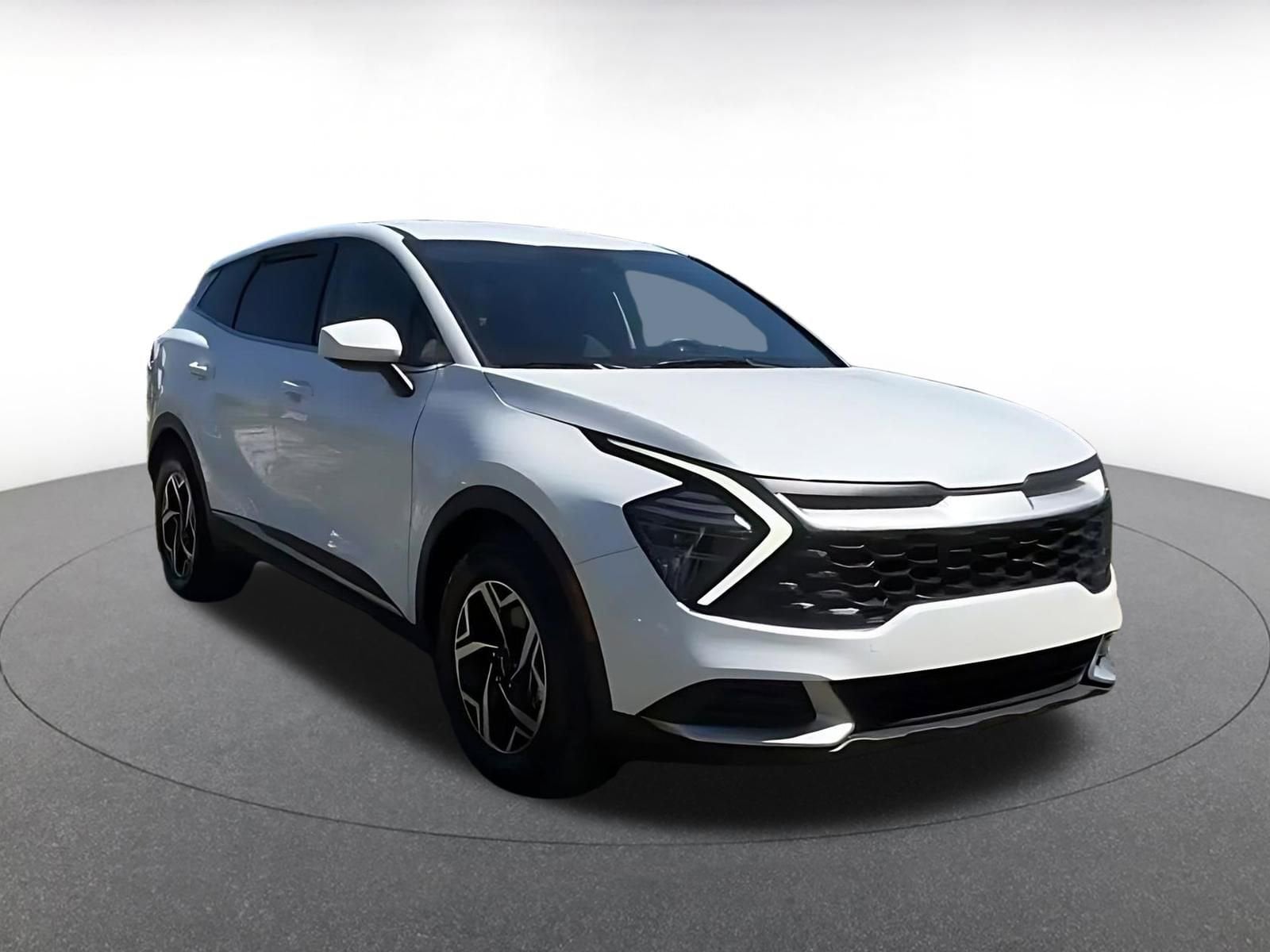 Thumbnail: 2025 Kia Sportage - 3