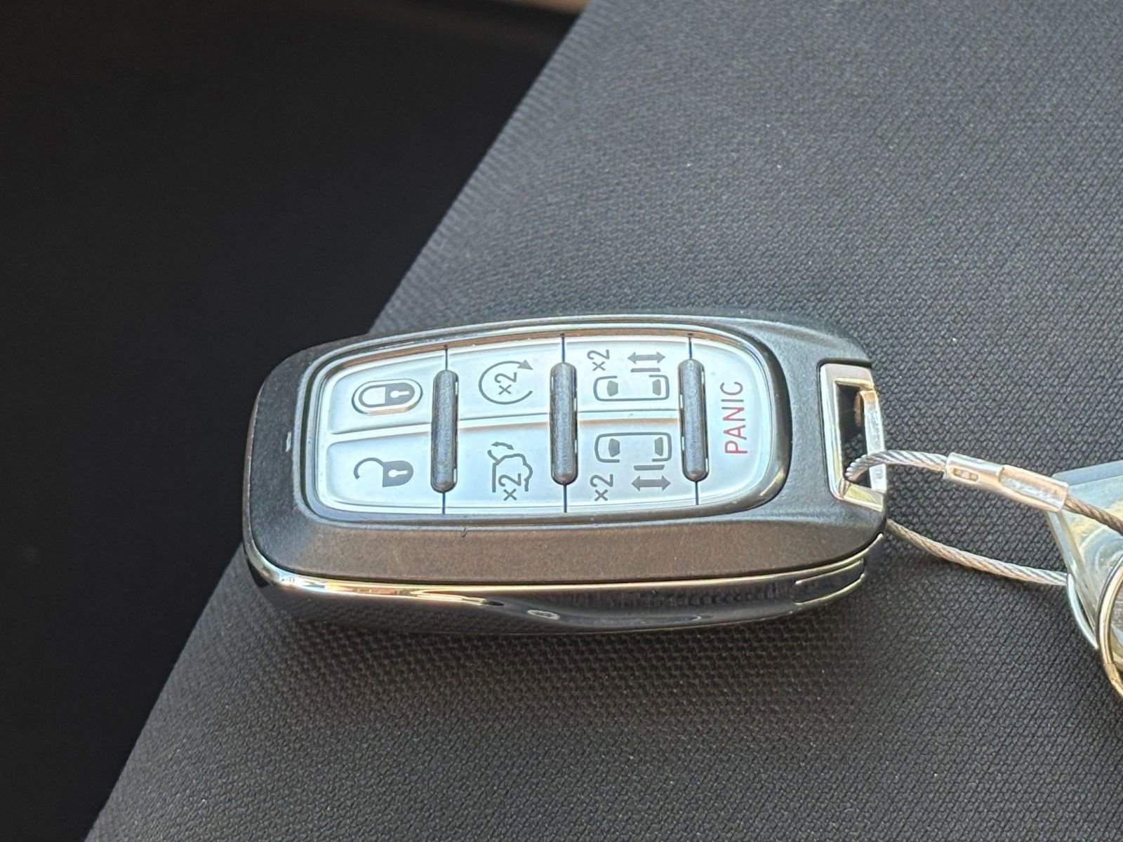 Thumbnail: 2023 Chrysler Voyager - 22