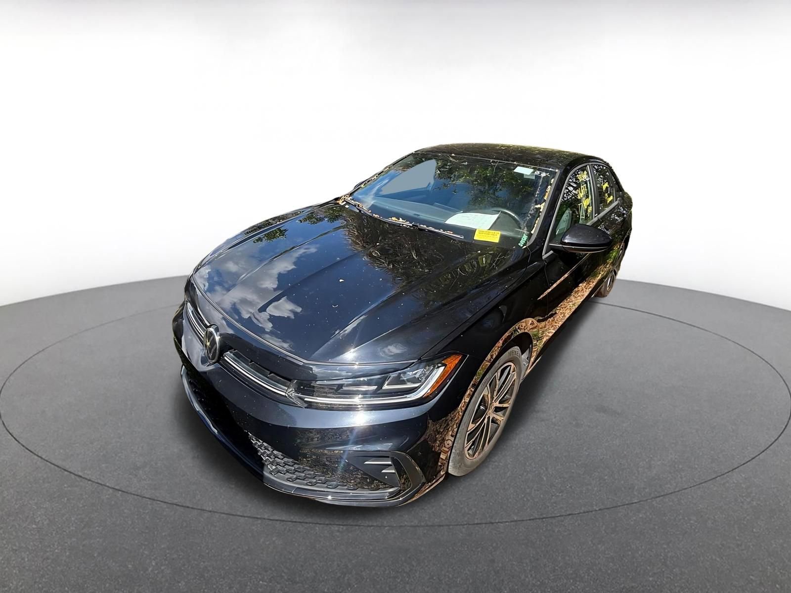 Thumbnail: 2025 Volkswagen Jetta - 3