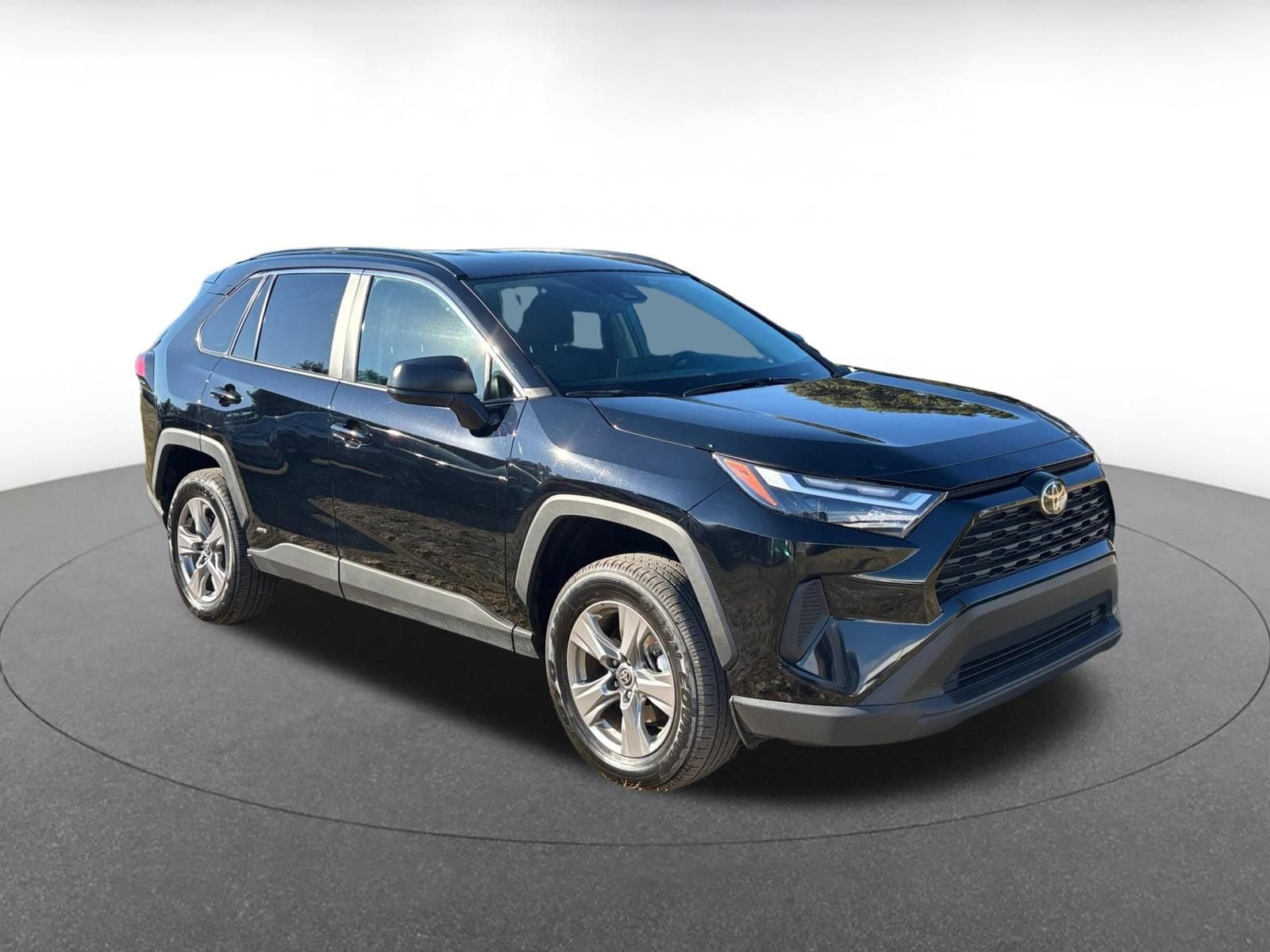 Thumbnail: 2025 Toyota RAV4 - 1