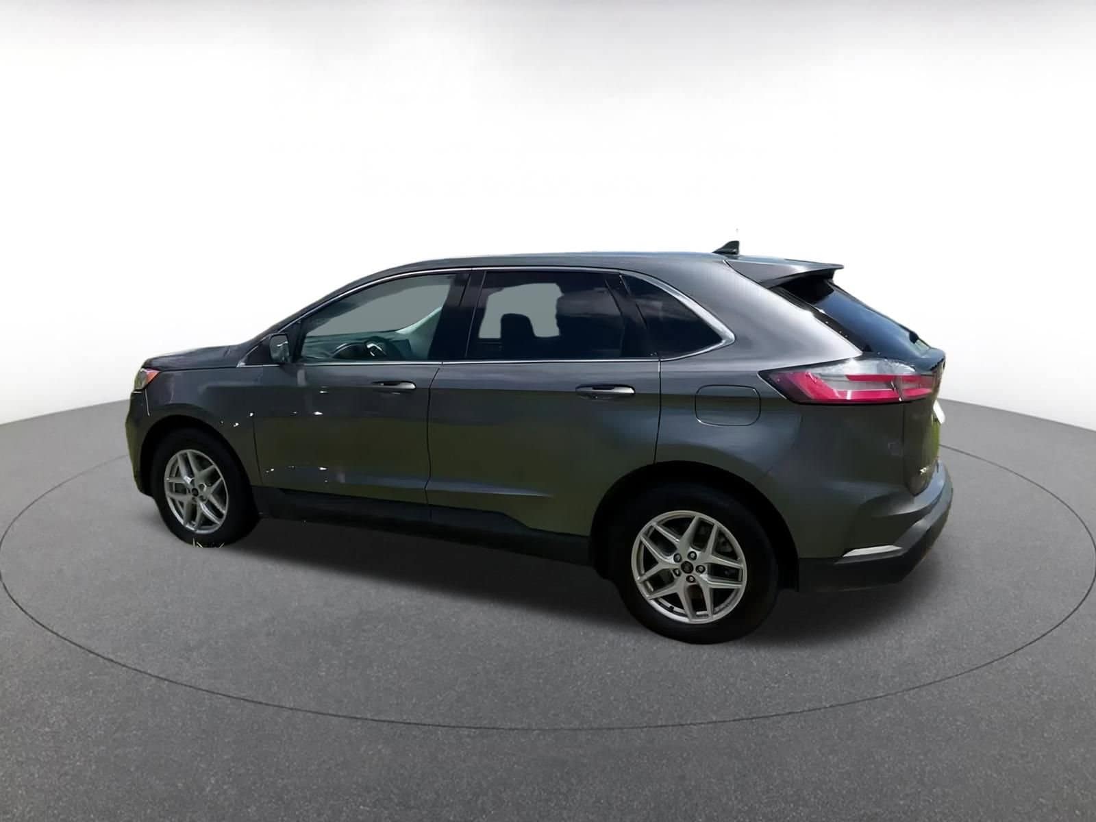 Thumbnail: 2023 Ford Edge - 10