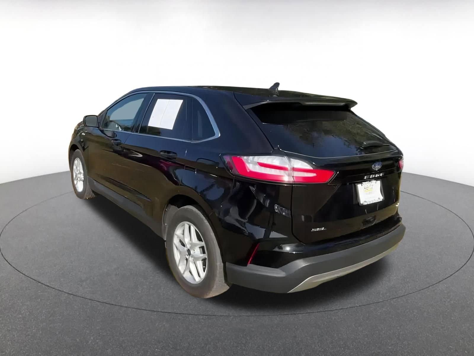 Thumbnail: 2022 Ford Edge - 11