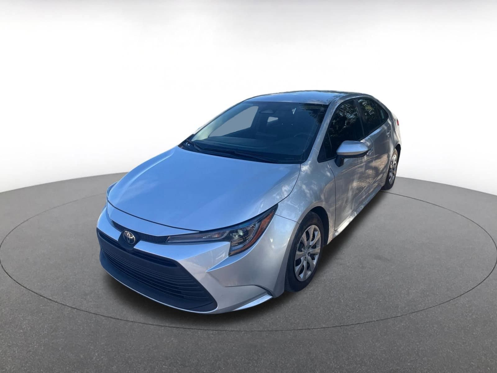 Thumbnail: 2025 Toyota Corolla - 3