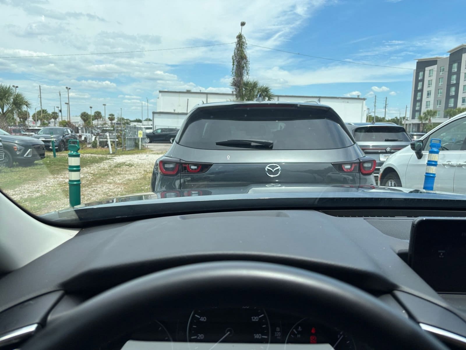 Thumbnail: 2025 Mazda CX-50 - 14