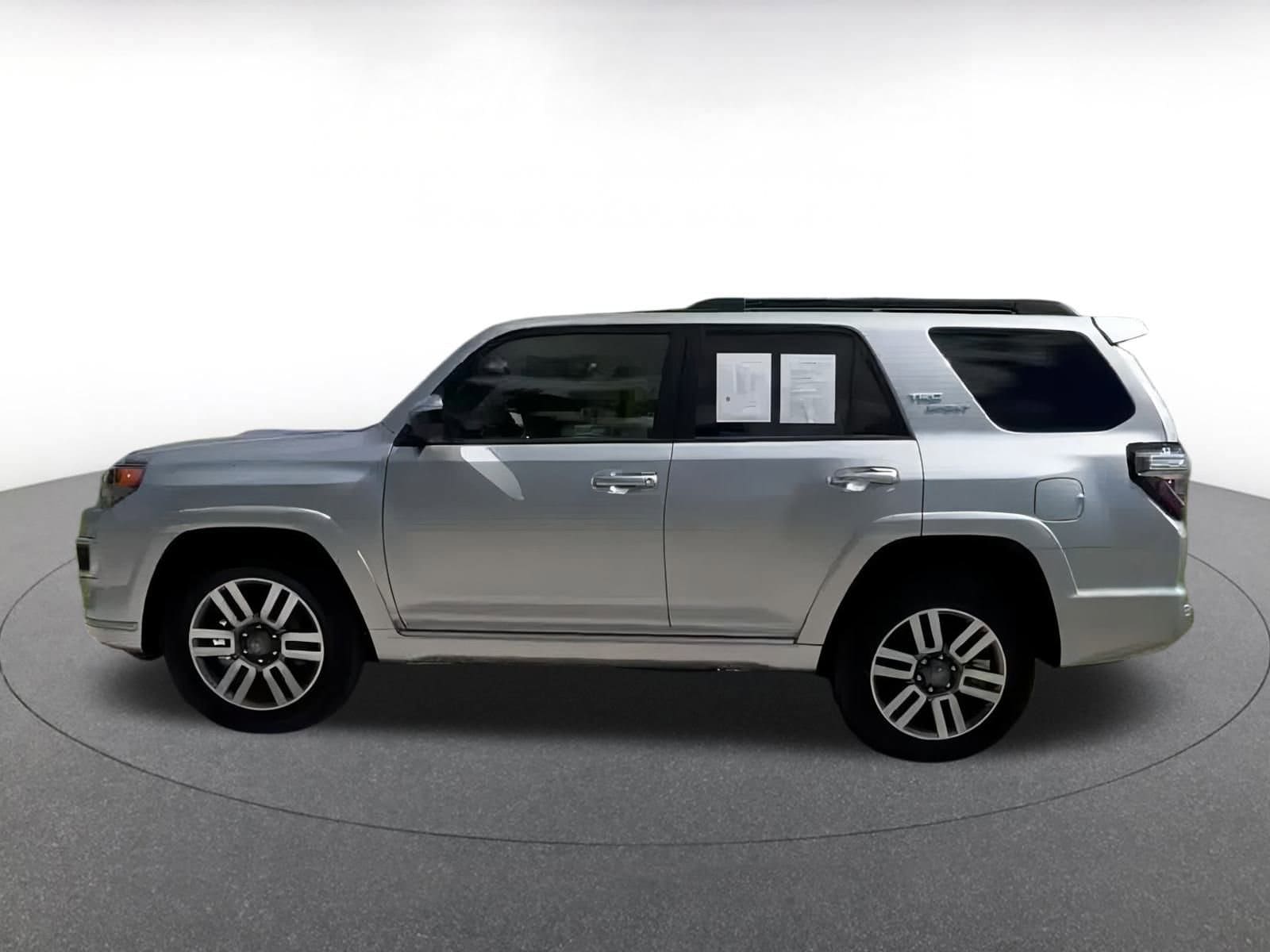 Thumbnail: 2024 Toyota 4Runner - 7